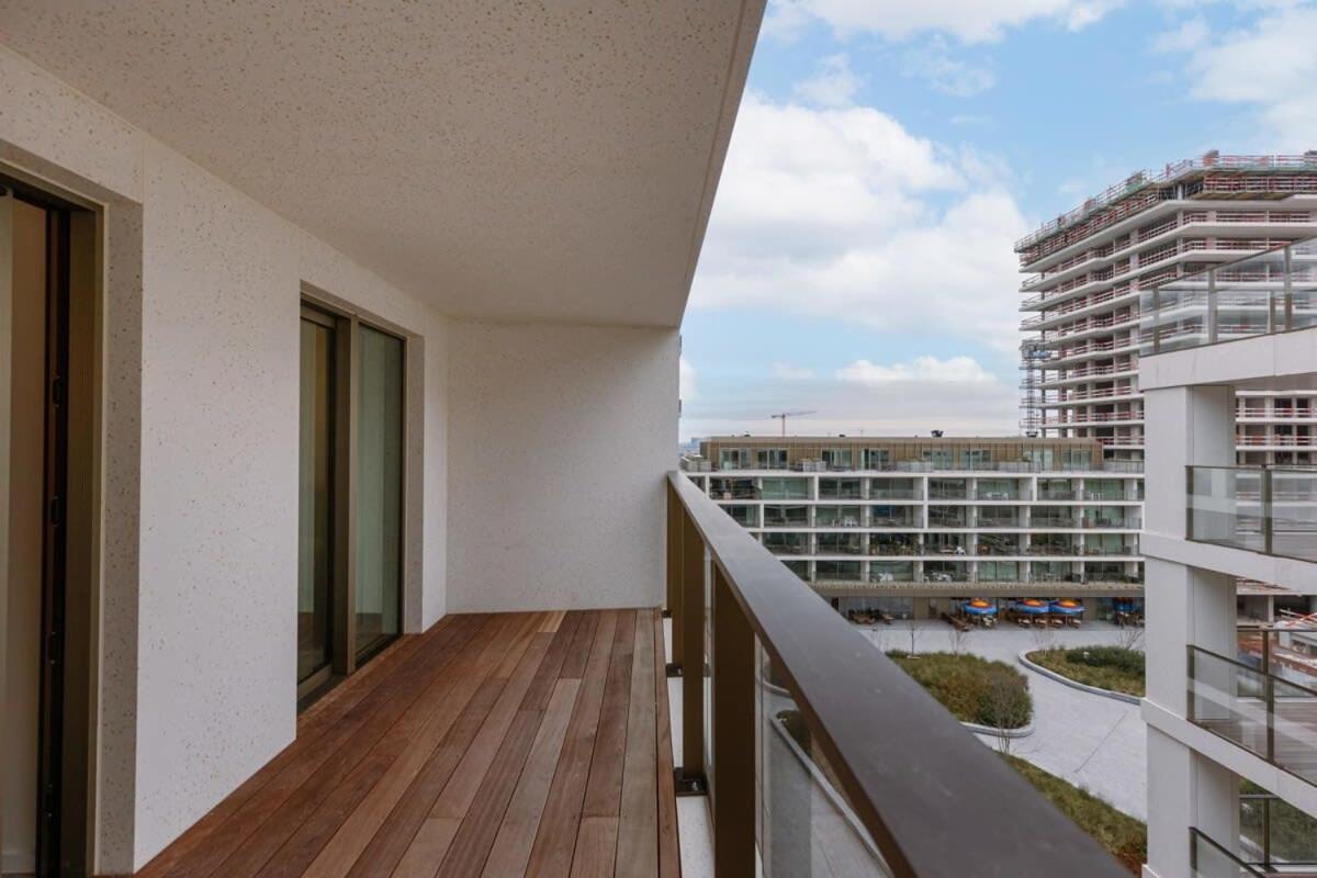 Huswell - Beautiful Overlooking The Marina Ostend