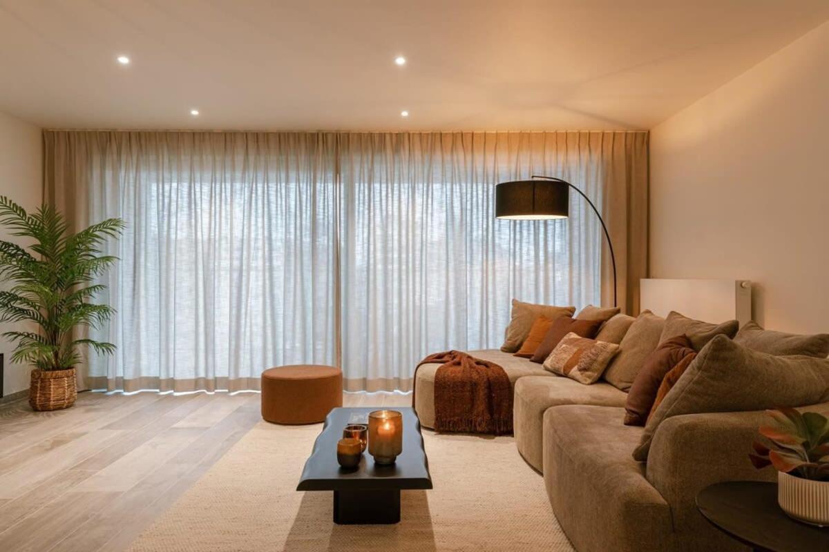 Huswell - Beautiful Overlooking The Marina Appartement Oostende