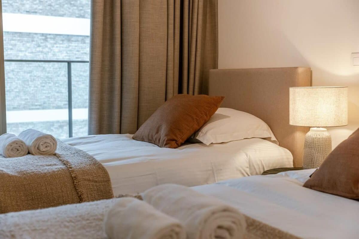 Appartement Huswell - Beautiful Overlooking The Marina *