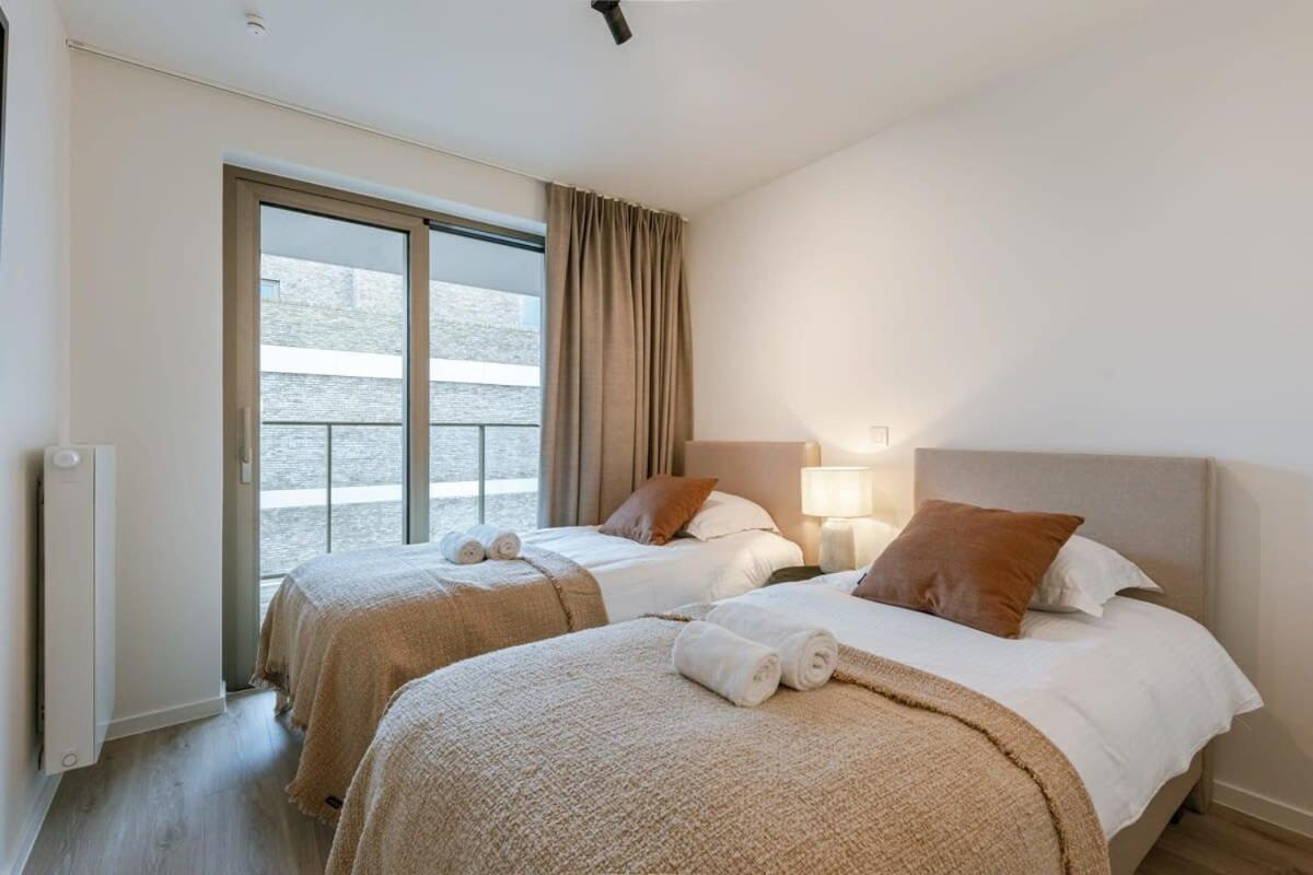 Huswell - Beautiful Overlooking The Marina Appartement
